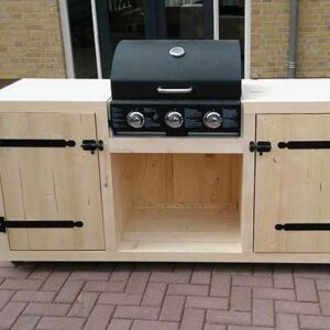 woodworking-camp-fredsDIY-bbq-table
