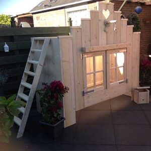 woodworking-camp-fredsDIY-kidsshed